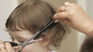 Tips for Making Baby’s Haircut Stress-Free for Both Parent and Child